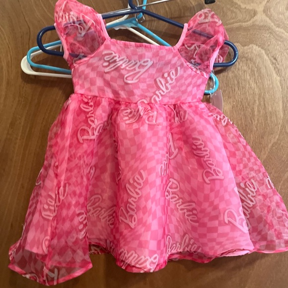 NWT Girl’s size 3T Pink Barbie Dress - Picture 2 of 3